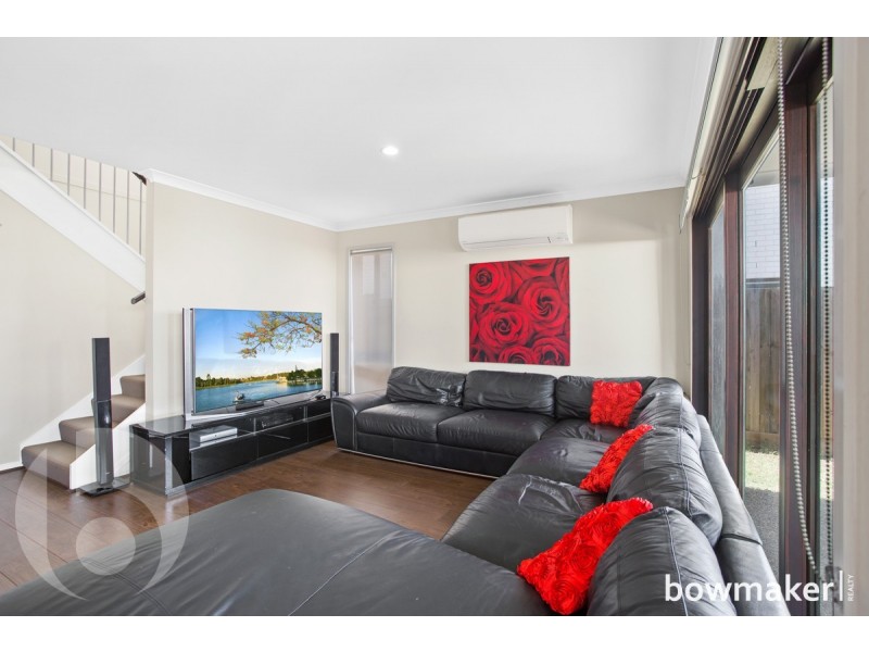 90 Mapleton Drive, North Lakes QLD 4509