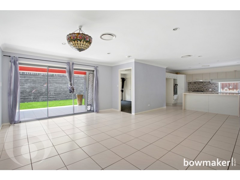 17 Jowarra Street, Kallangur QLD 4503