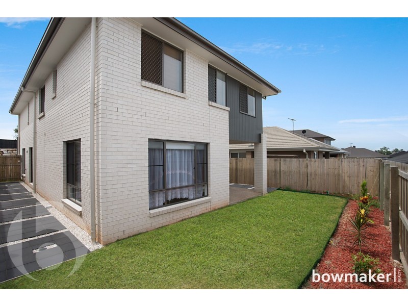 92 Mapleton Drive, North Lakes QLD 4509