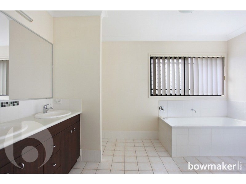7 Mossglen Close, Murrumba Downs QLD 4503