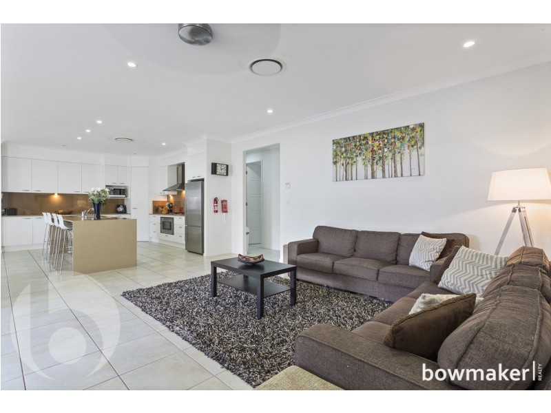 2 Nicklaus Parade, North Lakes QLD 4509