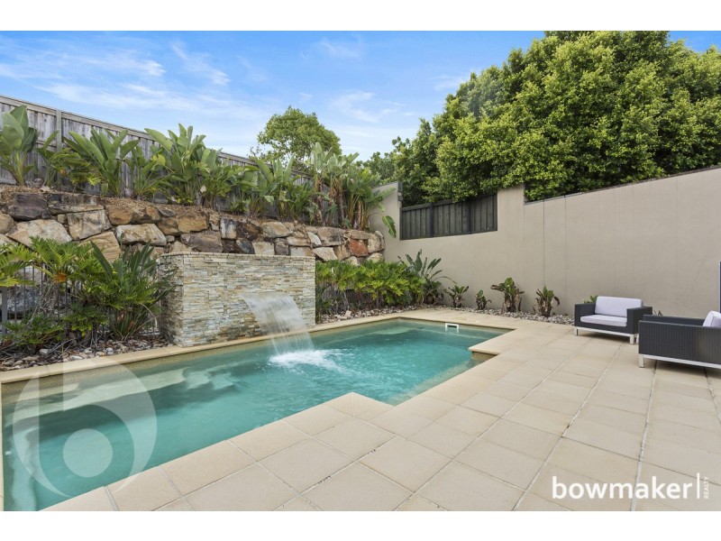 2 Nicklaus Parade, North Lakes QLD 4509