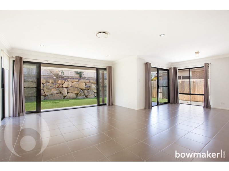 3 Lester Place, North Lakes QLD 4509