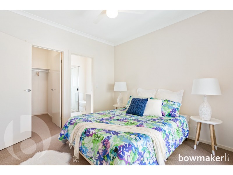 76 Nicklaus Parade, North Lakes QLD 4509
