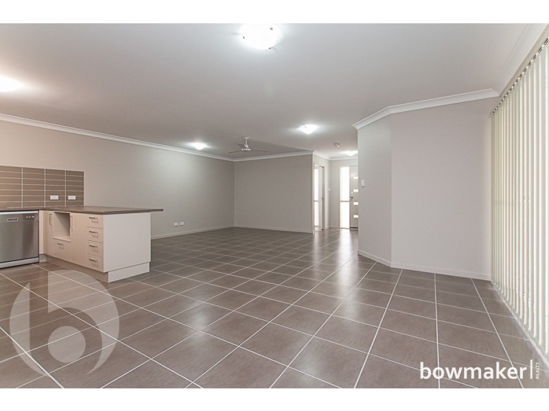 2/14 Crawford Street, Caboolture QLD 4510