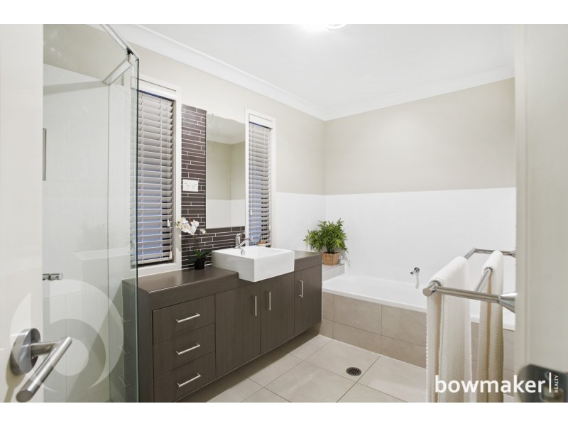 72 Elkington Circuit, North Lakes QLD 4509