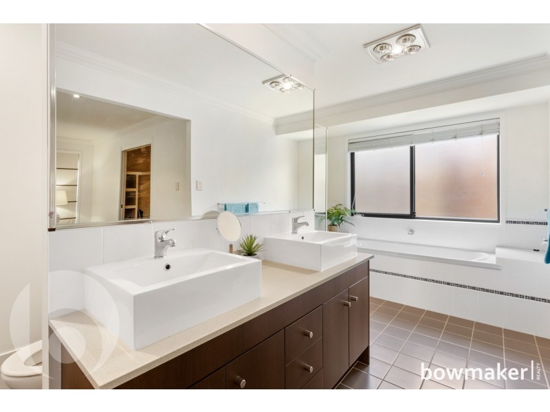 8 Lagoon Court, Murrumba Downs QLD 4503