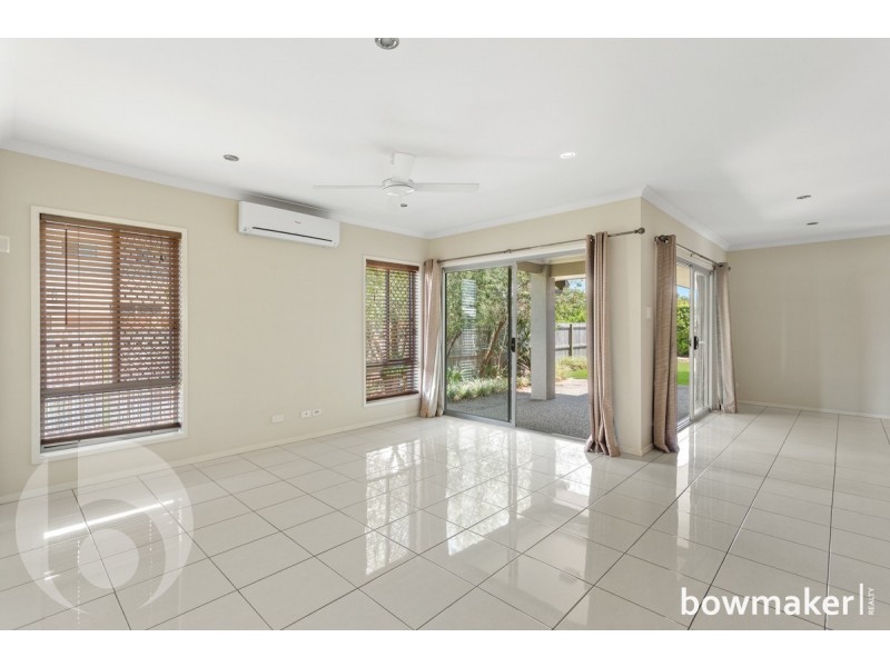 10 Friars Crescent, North Lakes QLD 4509