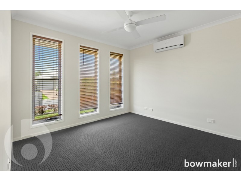 10 Friars Crescent, North Lakes QLD 4509