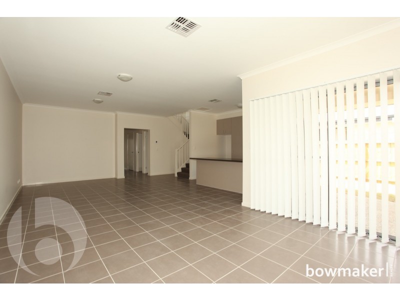 27 Dunes Crescent, North Lakes QLD 4509