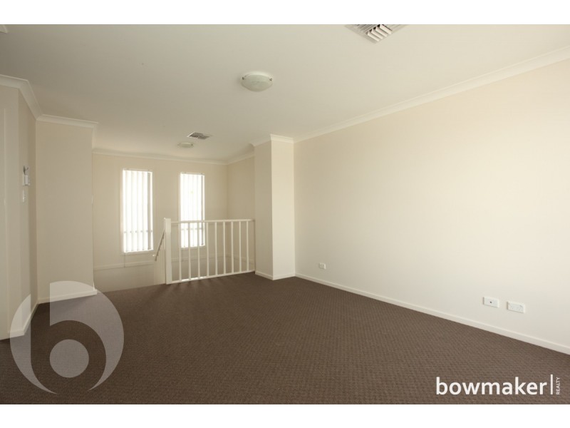 27 Dunes Crescent, North Lakes QLD 4509