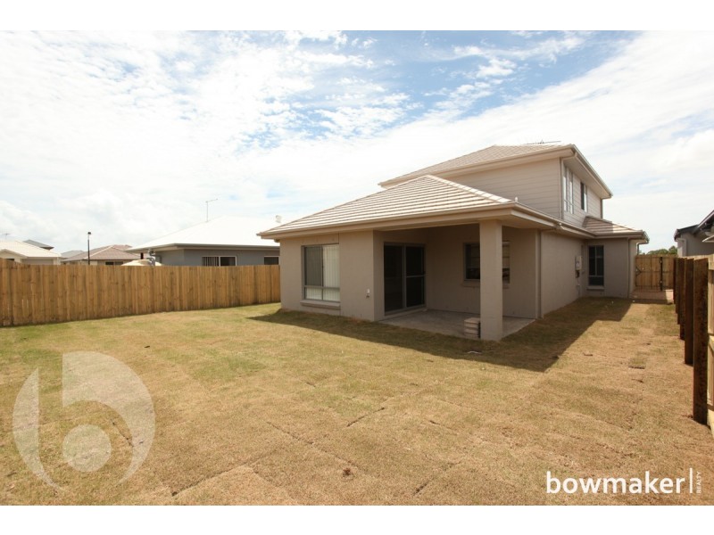 27 Dunes Crescent, North Lakes QLD 4509