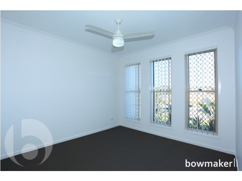 8 Bowerbird Crescent, Dakabin QLD 4503