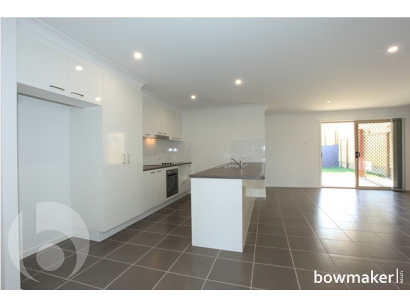 8 Bowerbird Crescent, Dakabin QLD 4503