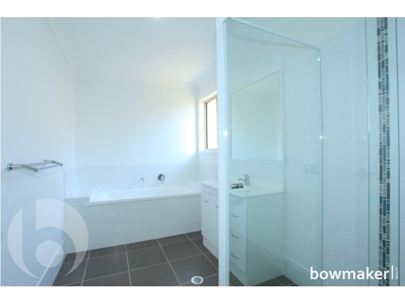 8 Bowerbird Crescent, Dakabin QLD 4503