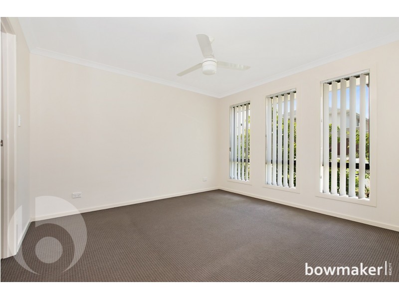 10 Dunes Crescent, North Lakes QLD 4509