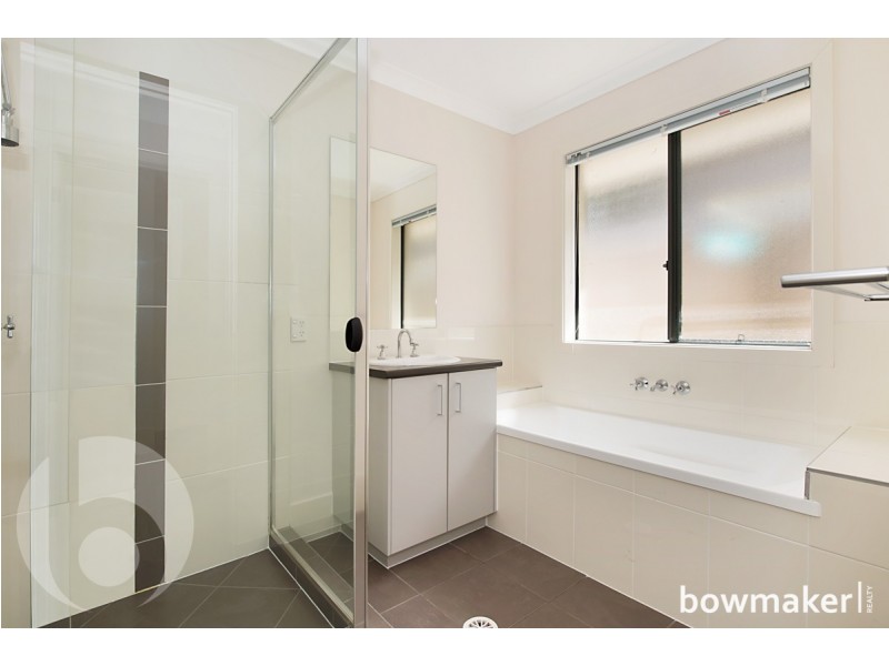 10 Dunes Crescent, North Lakes QLD 4509