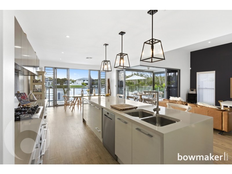42 Marmont Street, Pelican Waters QLD 4551