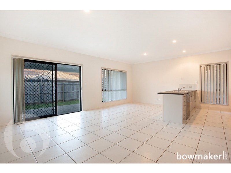 24 Menara Circuit, North Lakes QLD 4509