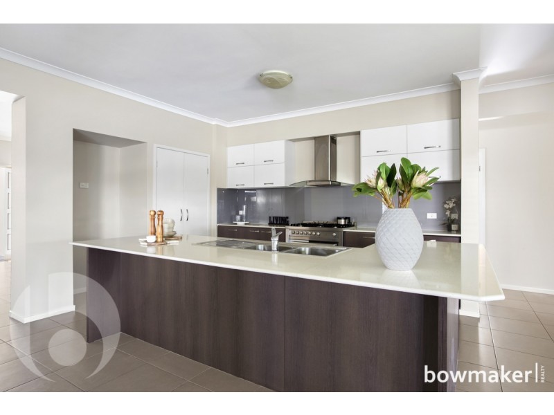 19 Wallaroo Circuit, North Lakes QLD 4509