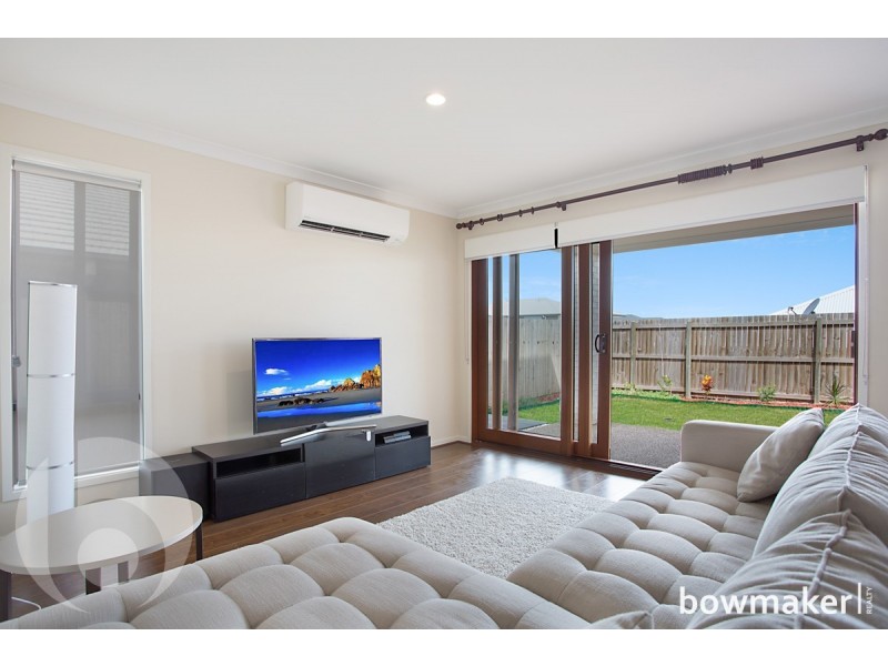 92 Mapleton Drive, North Lakes QLD 4509