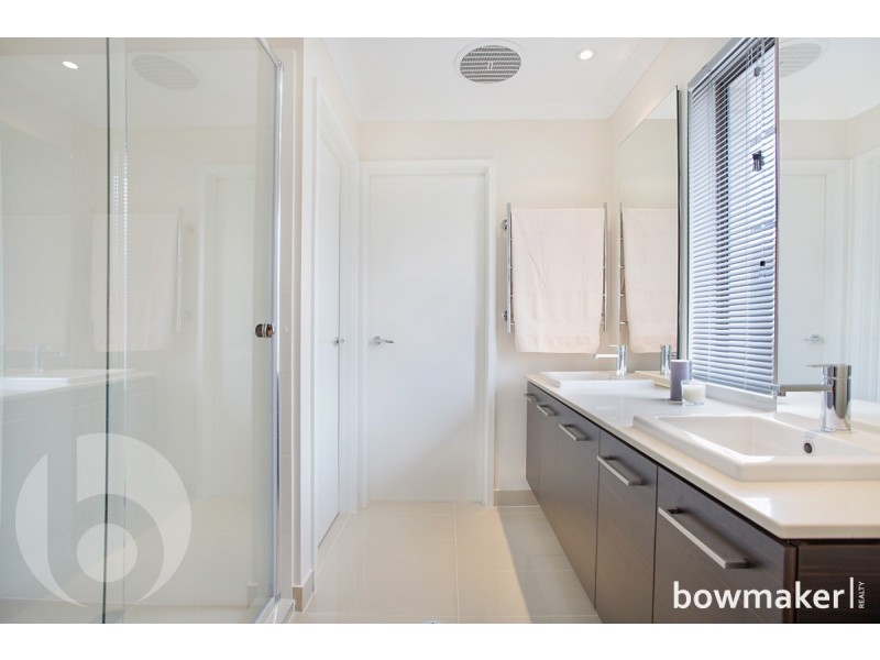 92 Mapleton Drive, North Lakes QLD 4509