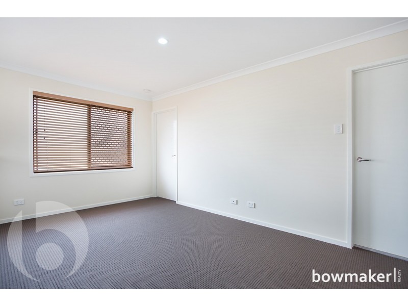 92 Mapleton Drive, North Lakes QLD 4509