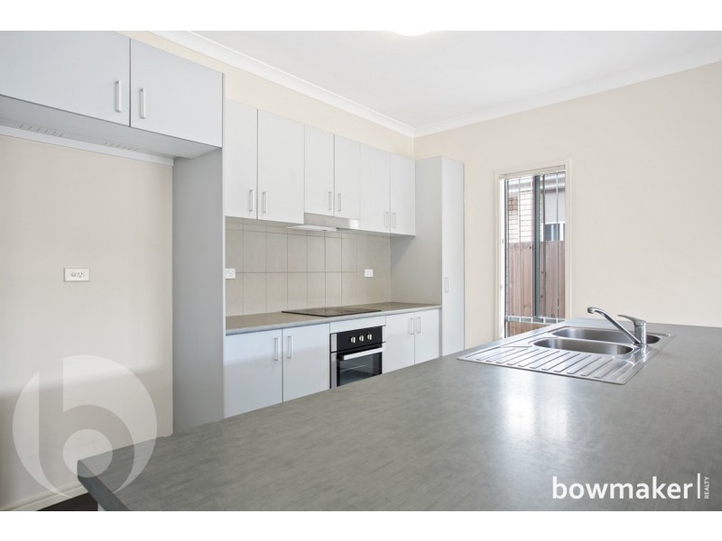 16 Freeman Street, North Lakes QLD 4509