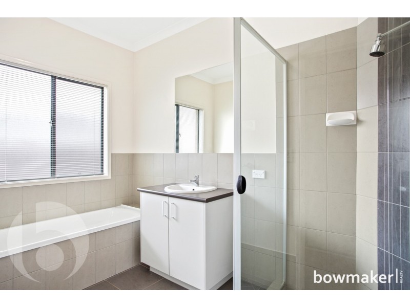 16 Freeman Street, North Lakes QLD 4509