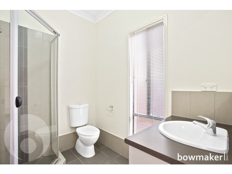 16 Freeman Street, North Lakes QLD 4509