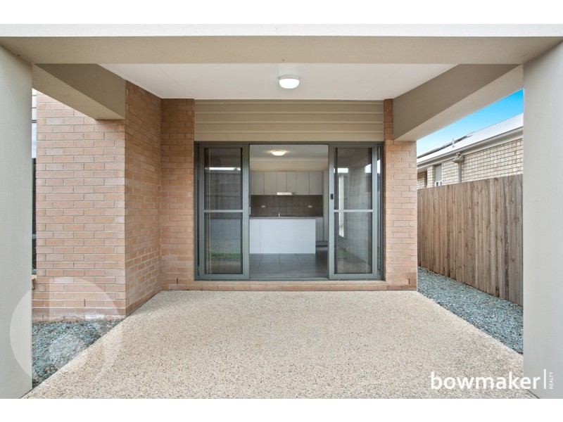 16 Freeman Street, North Lakes QLD 4509