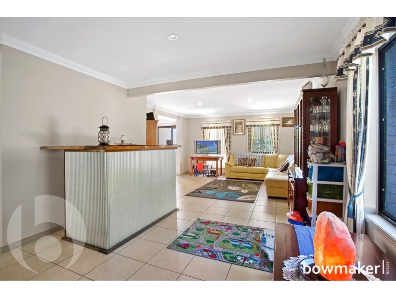 1 Davenport Parade, North Lakes QLD 4509