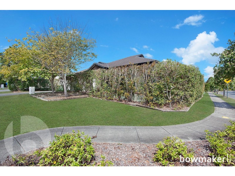 33 Dotterel Crescent, North Lakes QLD 4509