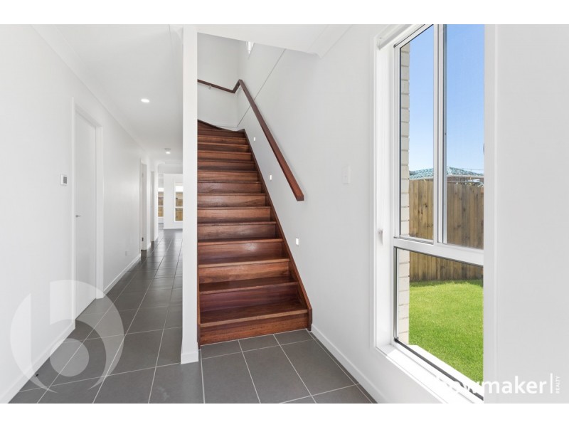 181 Spinnaker Bvd, Newport QLD 4020
