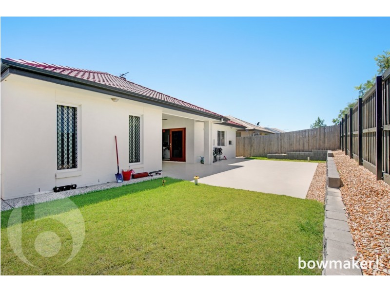 27 Kakadu Court, North Lakes QLD 4509