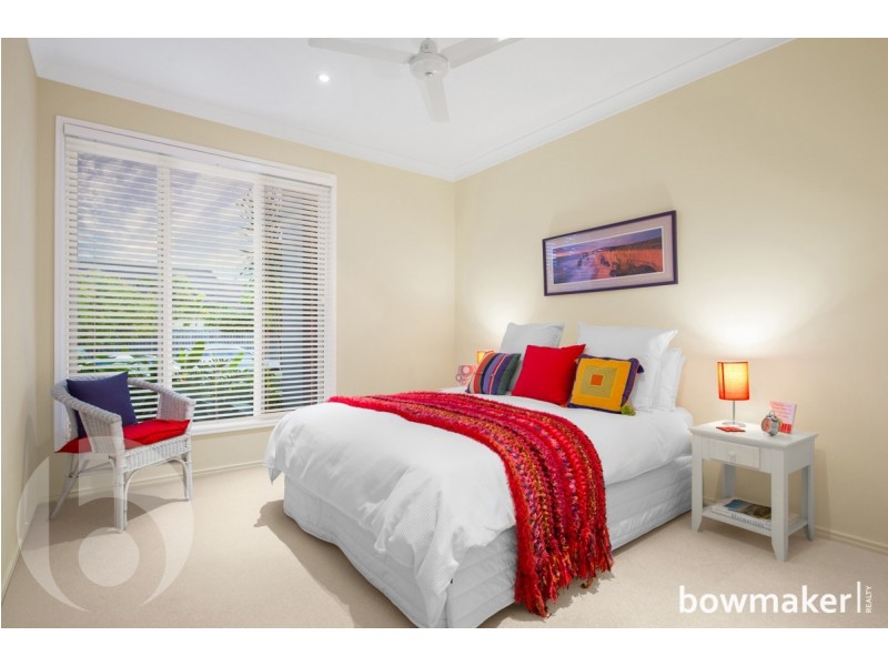 18 Thomson Close, North Lakes QLD 4509