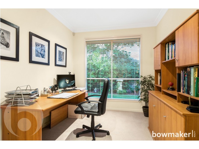 18 Thomson Close, North Lakes QLD 4509