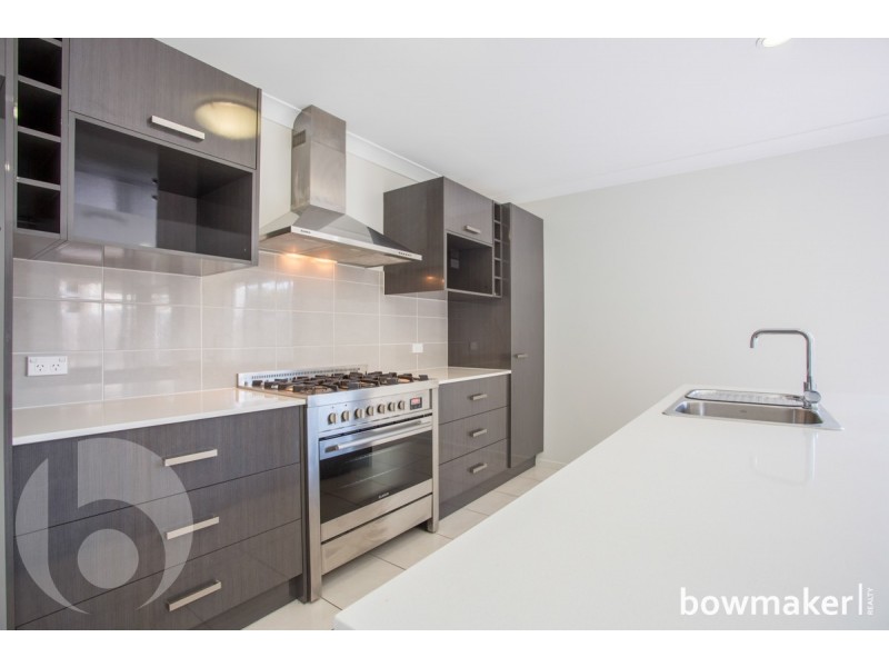 16 Melville Parade, North Lakes QLD 4509