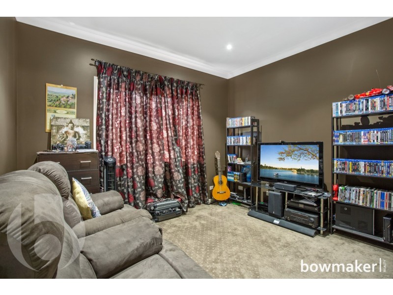 5 Ravensbourne Crescent, North Lakes QLD 4509