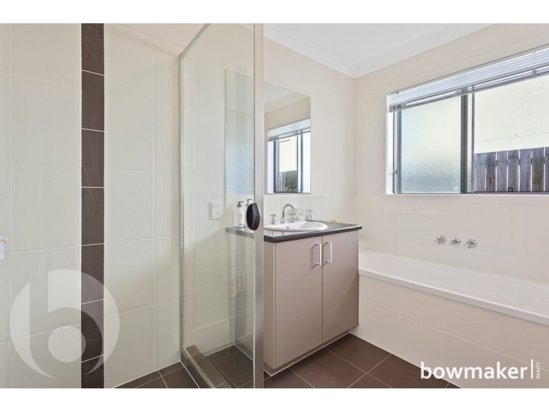 5 Dunes Crescent, North Lakes QLD 4509