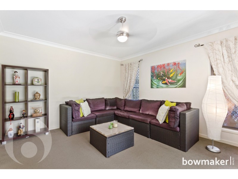 27 Riviera Crescent, North Lakes QLD 4509