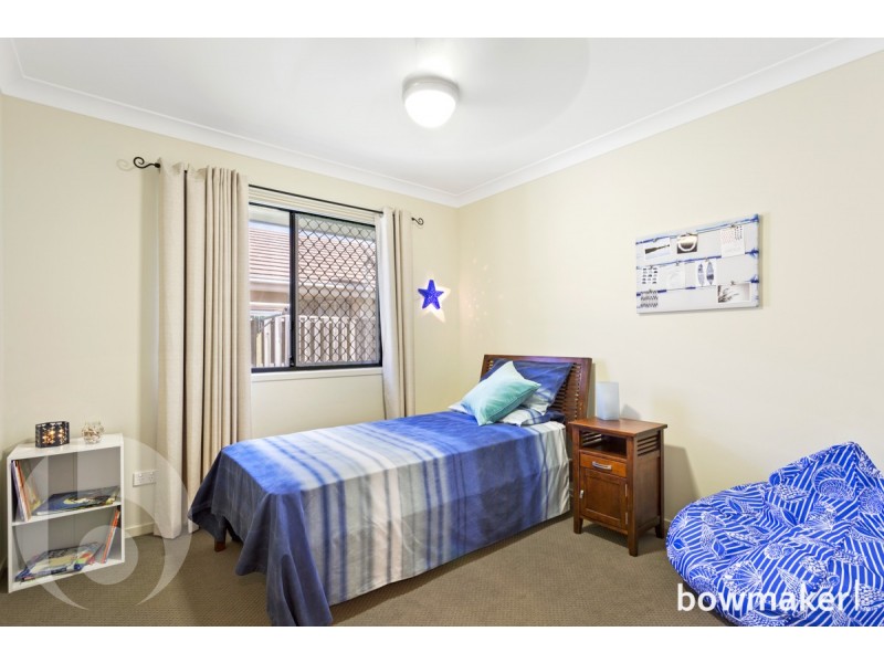 27 Riviera Crescent, North Lakes QLD 4509