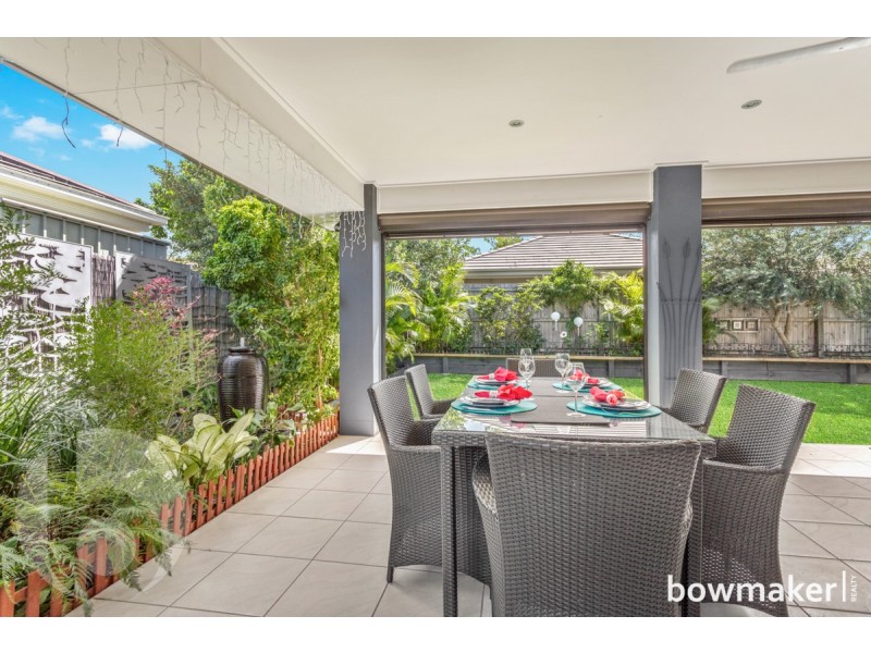 27 Riviera Crescent, North Lakes QLD 4509