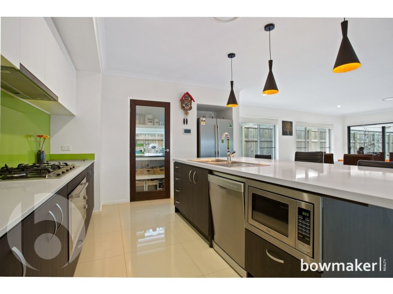 97 Cowen Terrace, North Lakes QLD 4509