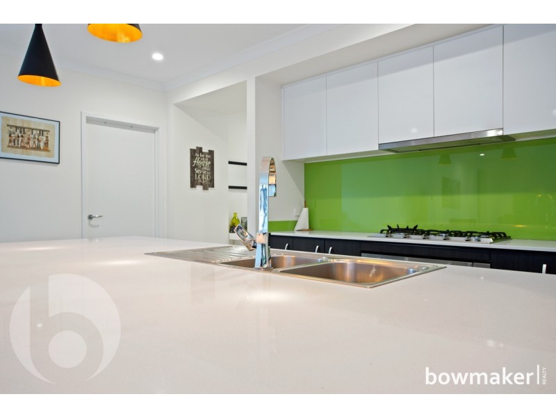 97 Cowen Terrace, North Lakes QLD 4509