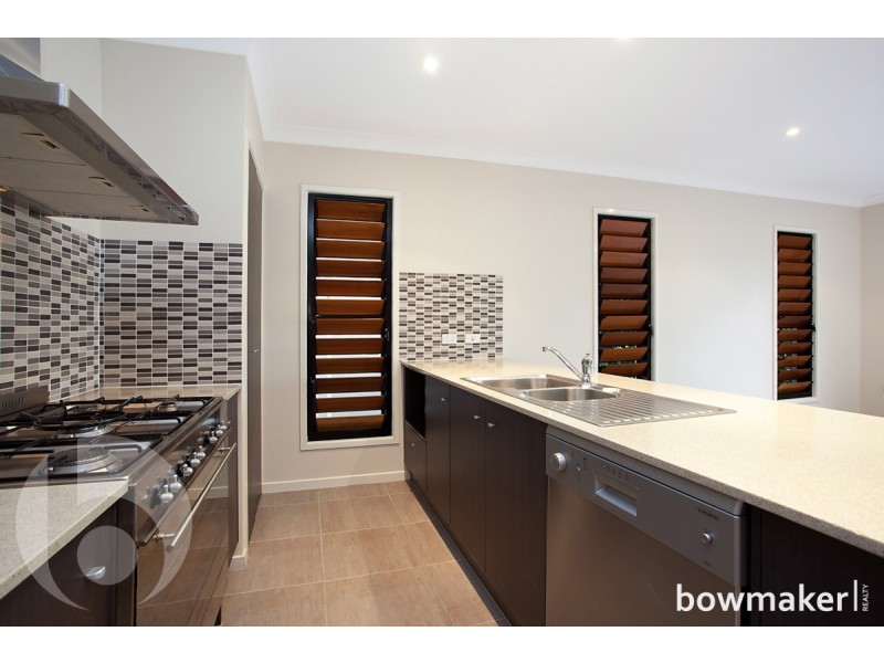 76 Elkington Circuit, North Lakes QLD 4509