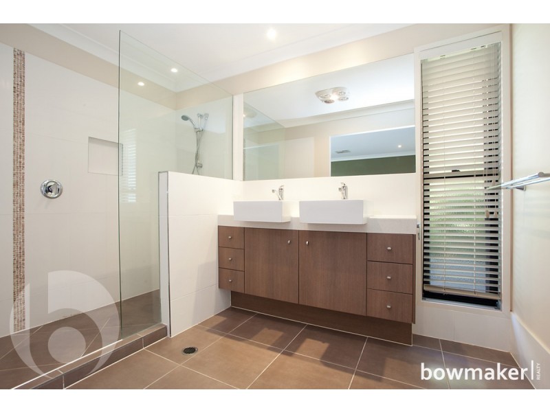 76 Elkington Circuit, North Lakes QLD 4509