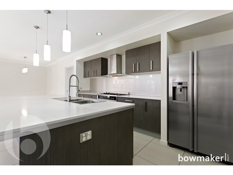 2 Yarrow Circuit, Griffin QLD 4503