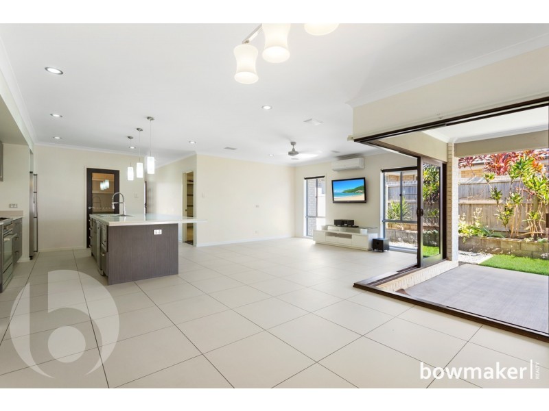 2 Yarrow Circuit, Griffin QLD 4503