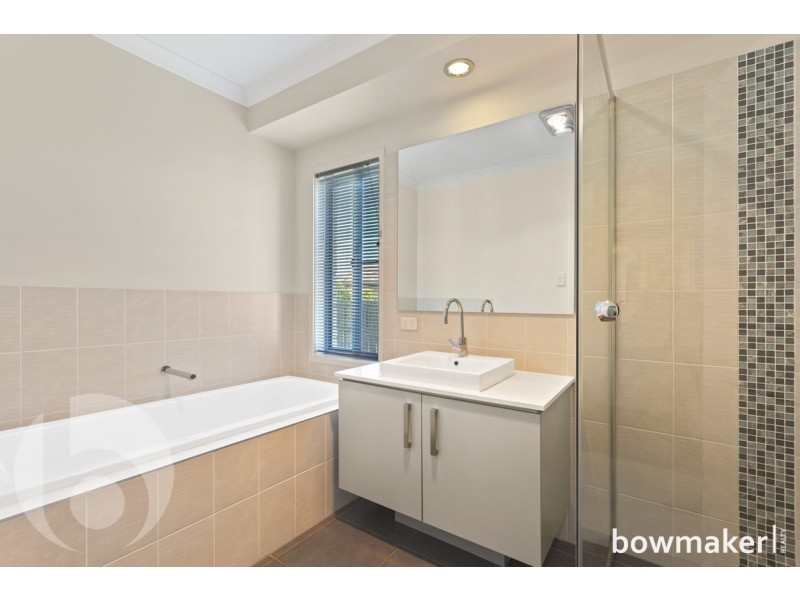 2 Yarrow Circuit, Griffin QLD 4503